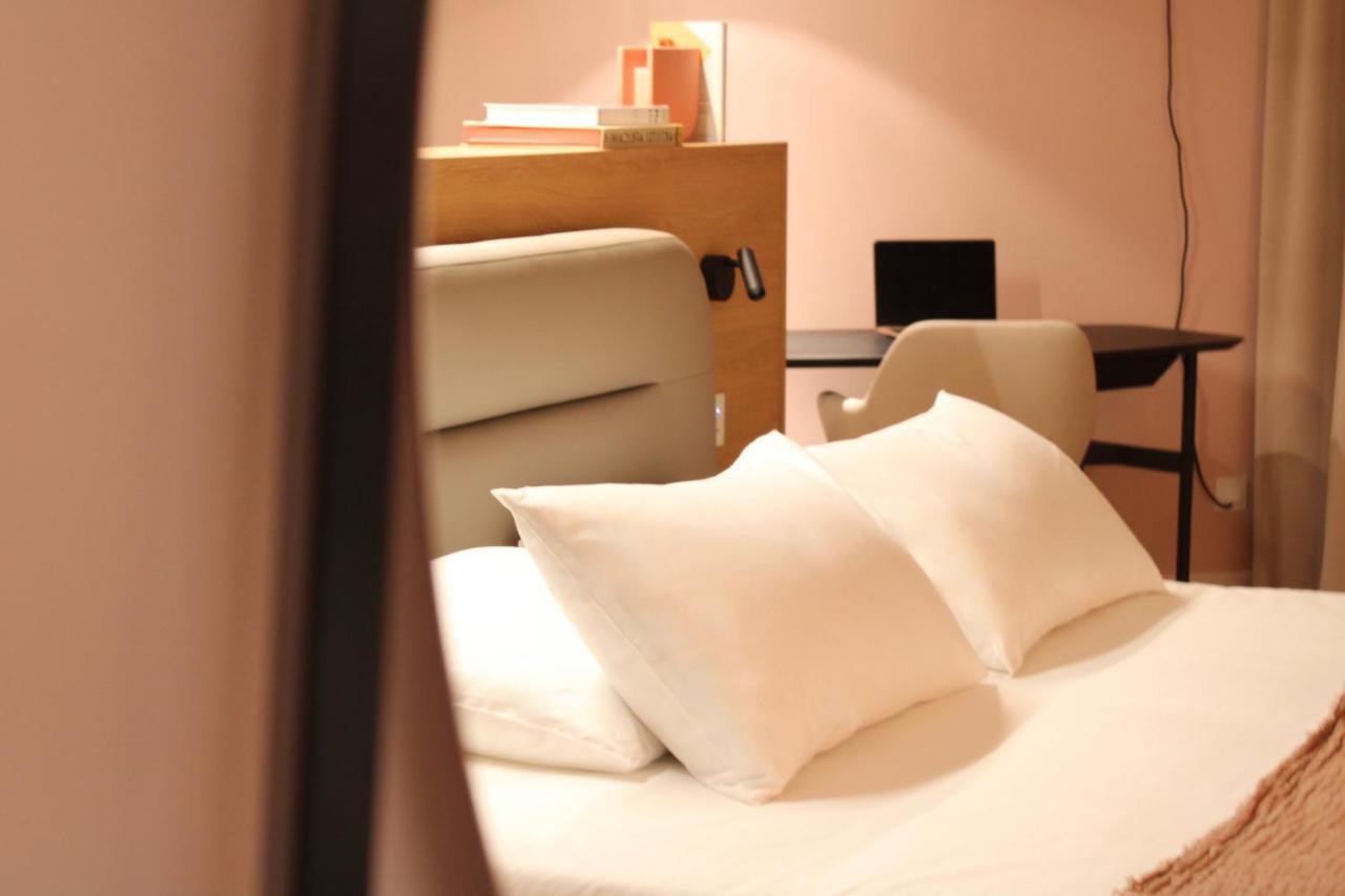 Mihotel Sala Lyon Eksteriør bilde