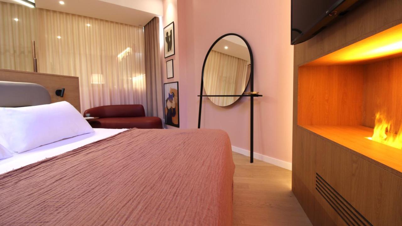 Mihotel Sala Lyon Eksteriør bilde